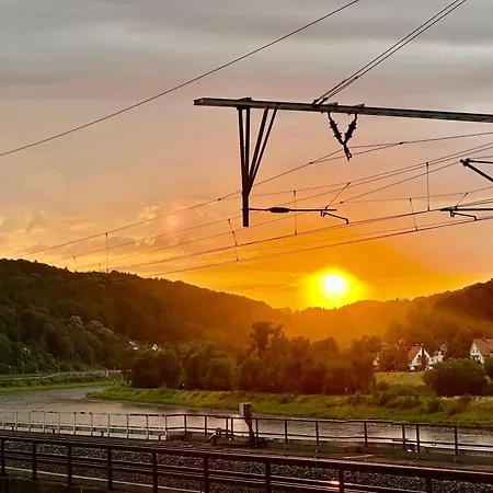 Belvedere - Riverside - Zentrum - Netflix - Liliensteinblick * Königstein an der Elbe
