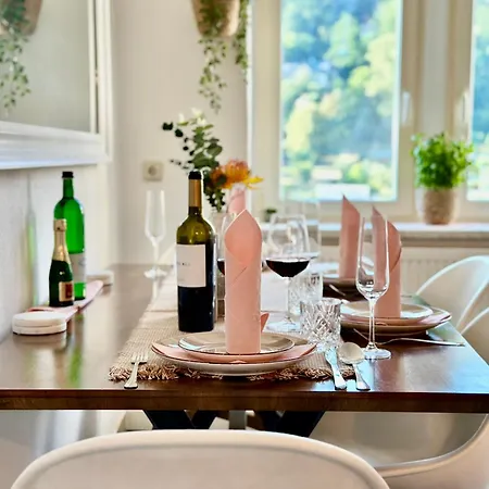 Belvedere - Riverside - Zentrum - Netflix - Liliensteinblick Apartamento *