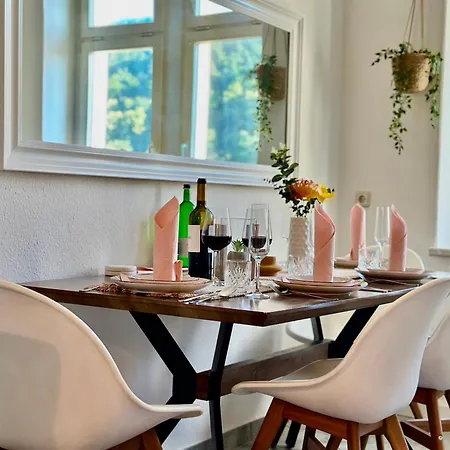 Belvedere - Riverside - Zentrum - Netflix - Liliensteinblick Königstein an der Elbe